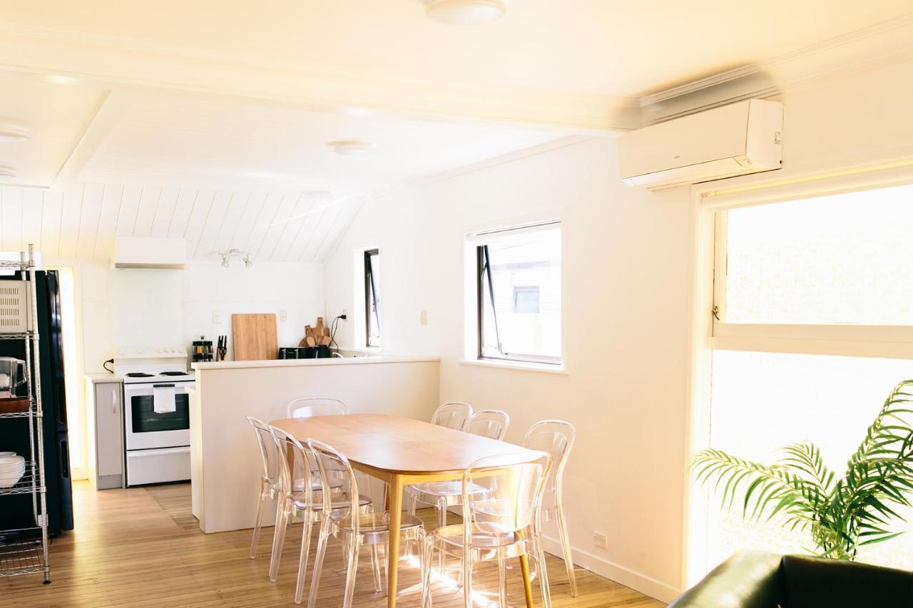 Mount Beach House - 40 Seconds From The Beach Mount Maunganui Bagian luar foto